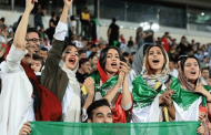 تصاویر حضور زنان در ورزشگاه آزادی در بازی ایران - کامبوج